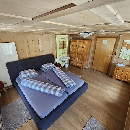 Couette-café Dalla Posta Platta *