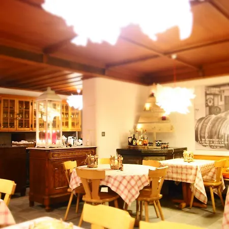 Dalla Posta Platta Frühstückspension Parde